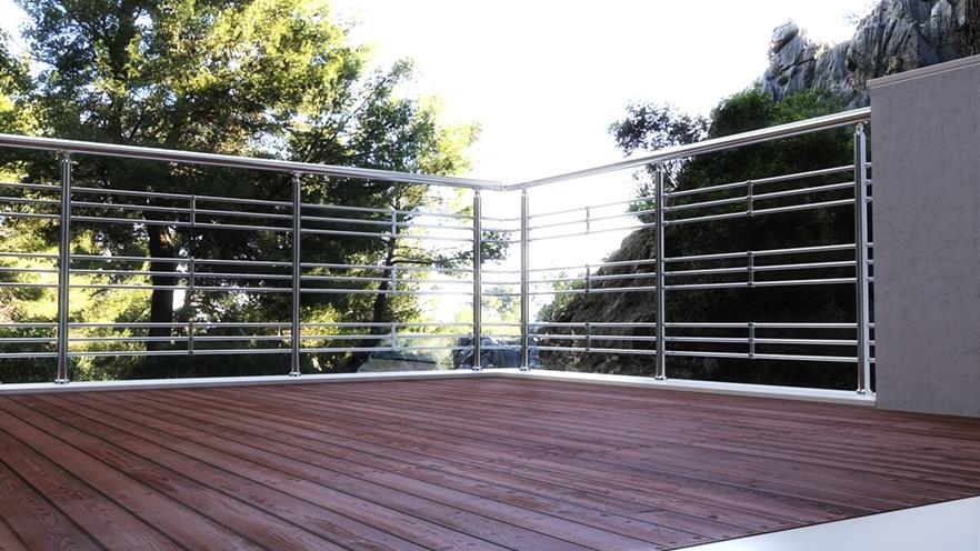 m8100 horizontal bars balcony.tmb 864x468 1